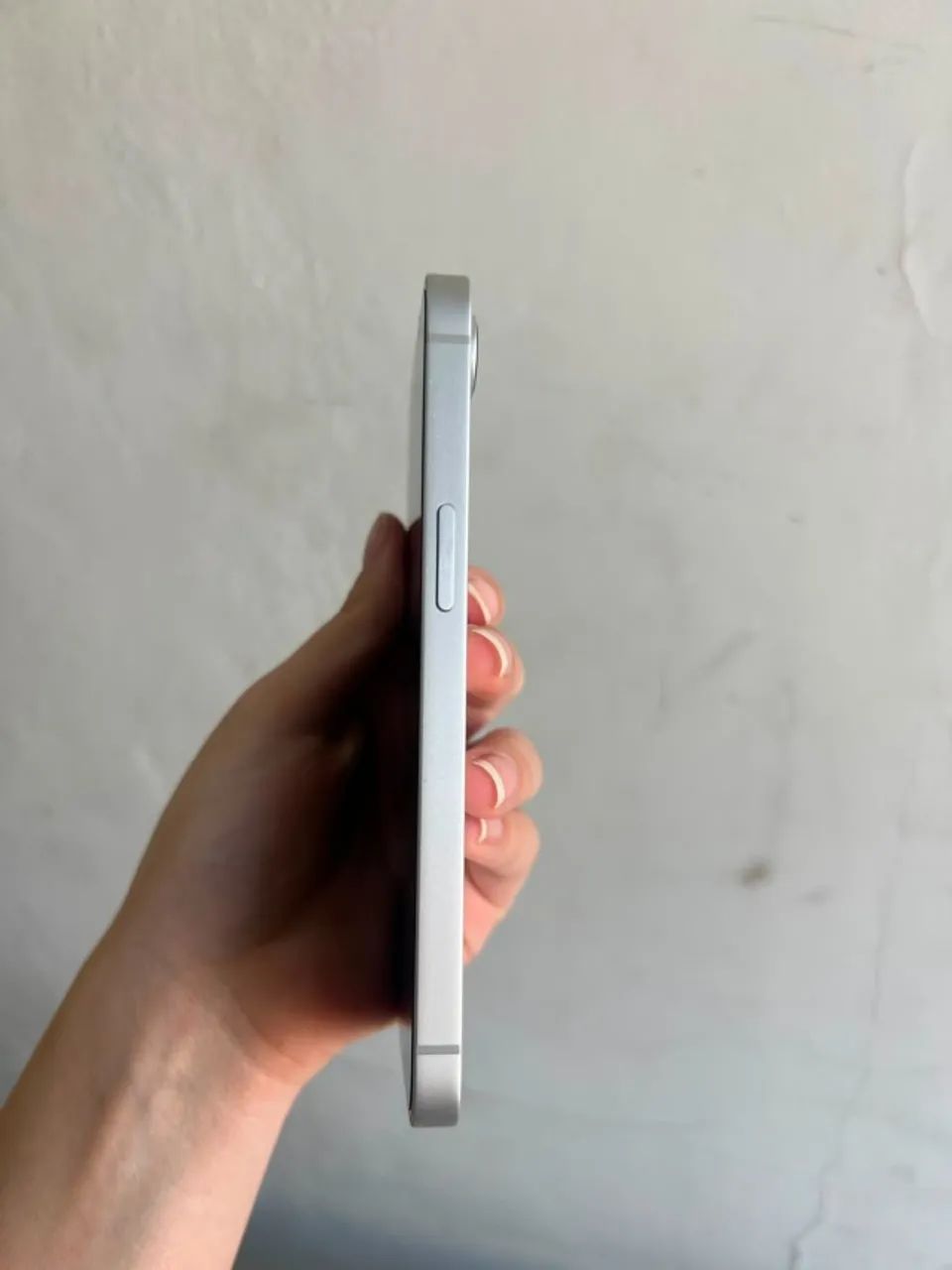 Iphone 16e Branco seminovo - Foto 4