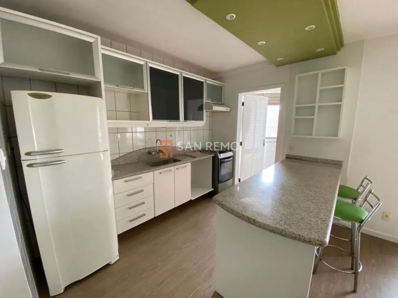 Centro | Apartamento 2 quartos, sendo 1 suite - Foto 2
