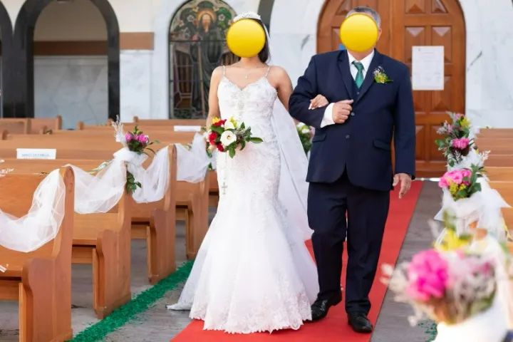 Vestido de noiva branco e acessórios - Foto 2