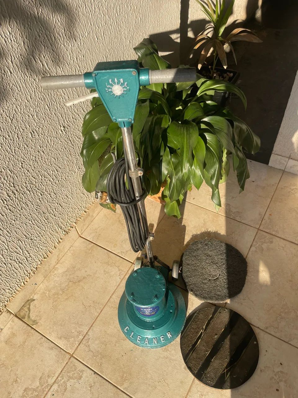 Enceradeira cleaner plus - Foto 4