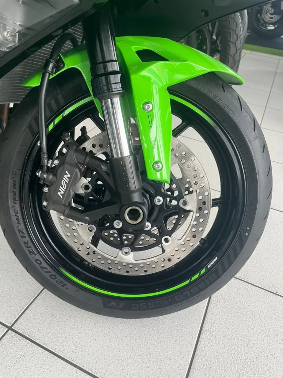チコ KAWASAKI - NINJA ZX-4R - 2025/2025 - Verde - R$ 56.390,00
