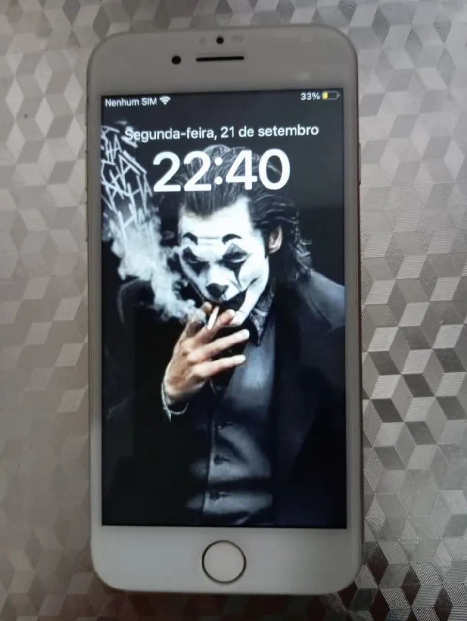 iPhone 8 