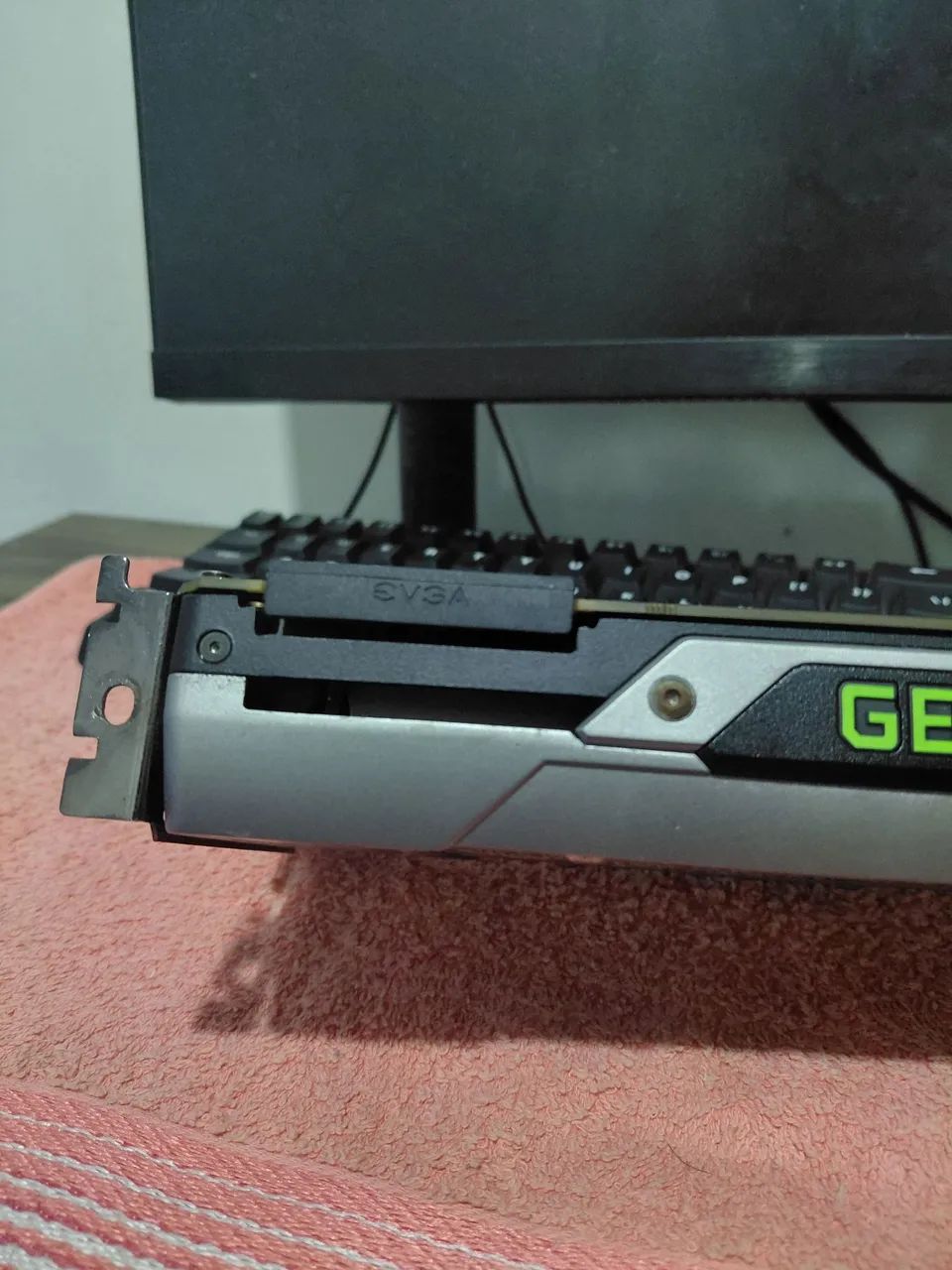 GTX 780 Founders Edition - Foto 4