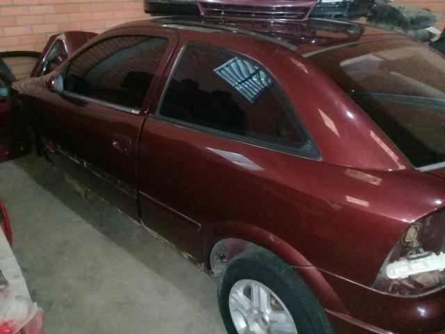 Sucata carroceria Astra 1999 2 portas - Foto 2