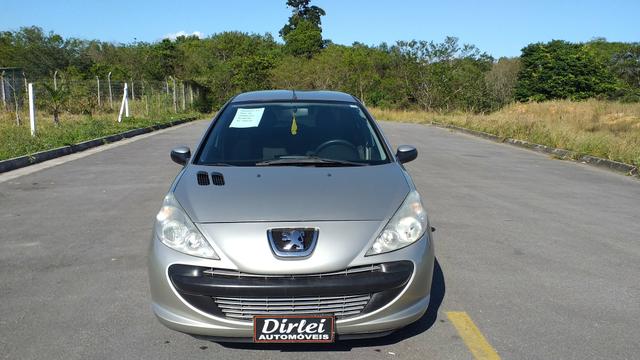 Peugeot 207 2011 1.4 completo