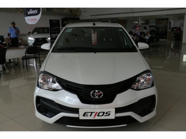 TOYOTA ETIOS 1.5 X SEDAN 16V FLEX 4P 2019 - Foto 2