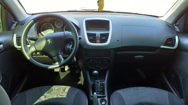 Peugeot 207 2011 1.4 completo - Foto 5