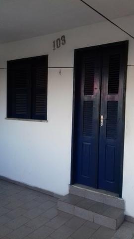 Aluga se casa para o máximo 3 pessoas - Foto 3