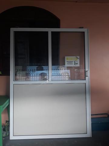 Vendo portão