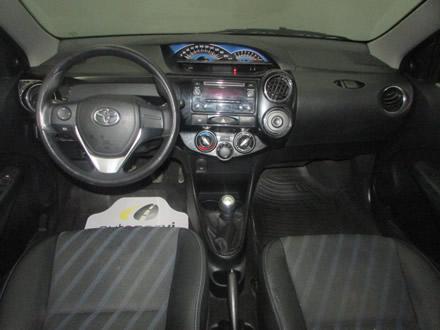 TOYOTA ETIOS 1.5 XS 16V FLEX 4P MANUAL - Foto 7