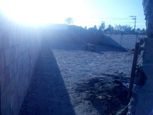 Atenção vendo este terreno no bairro do sim em feira de Santana 10x21 R$120Mil - Foto 5
