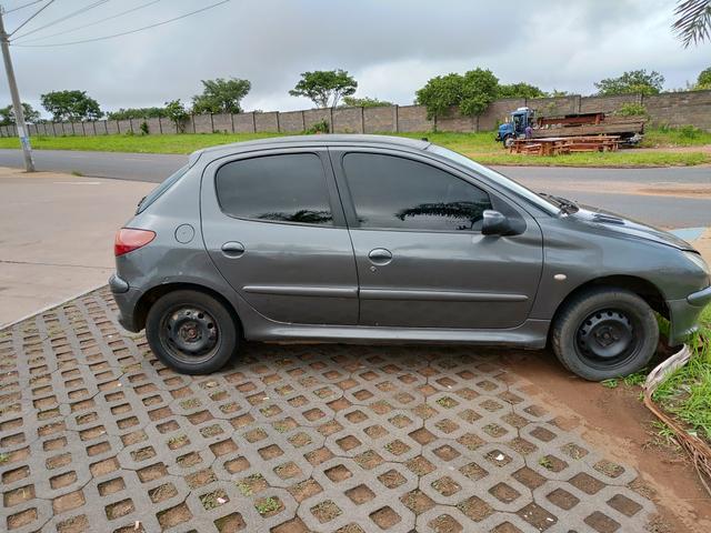 Peugeot - Foto 2