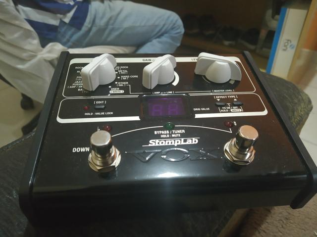 Pedaleira Vox stomplab 1g