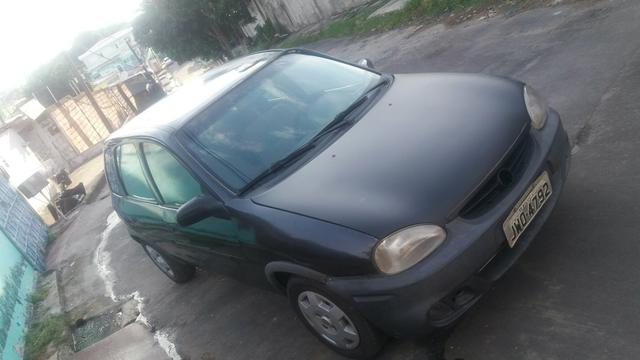 Corsa hacth - Foto 2