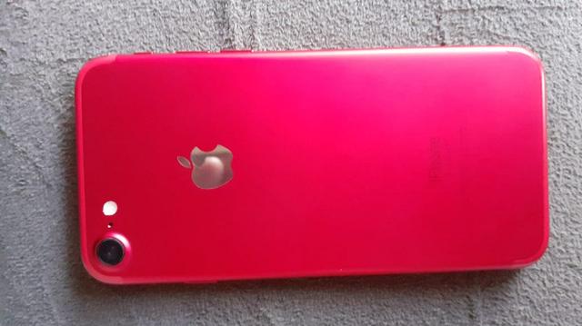 Vendo ou troco iPhone 7red 128gb - Foto 3