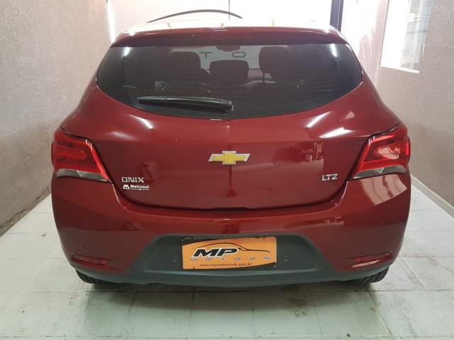 CHEVROLET ONIX LTZ 1.4 MPFI 8V 4P AUT. - Foto 5