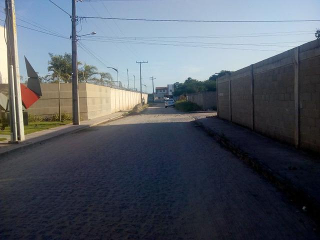 Atenção vendo este terreno no bairro do sim em feira de Santana 10x21 R$120Mil