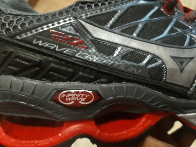 sapatenis mizuno