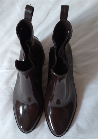 Bota Marrom cano curto N. 35 - Nova - Linda e Moderna para arrasar - Foto 5
