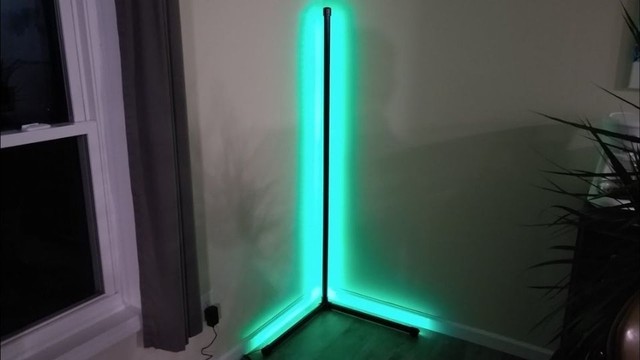 Luminária led gamer de canto com iluminação rgb, moderna -ideal para todos os ambientes - Foto 3