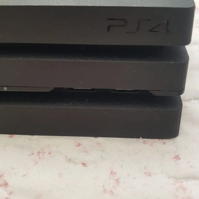 PlayStation 4 pro com jogo - Videogames - Conceição, Diadema 1250253091