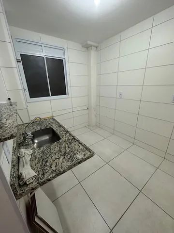 Apartamento para locação anual no Portal do Sol 