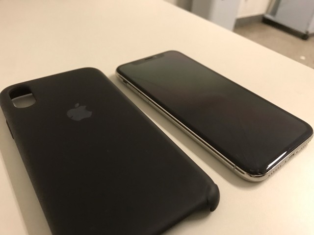 iPhone X