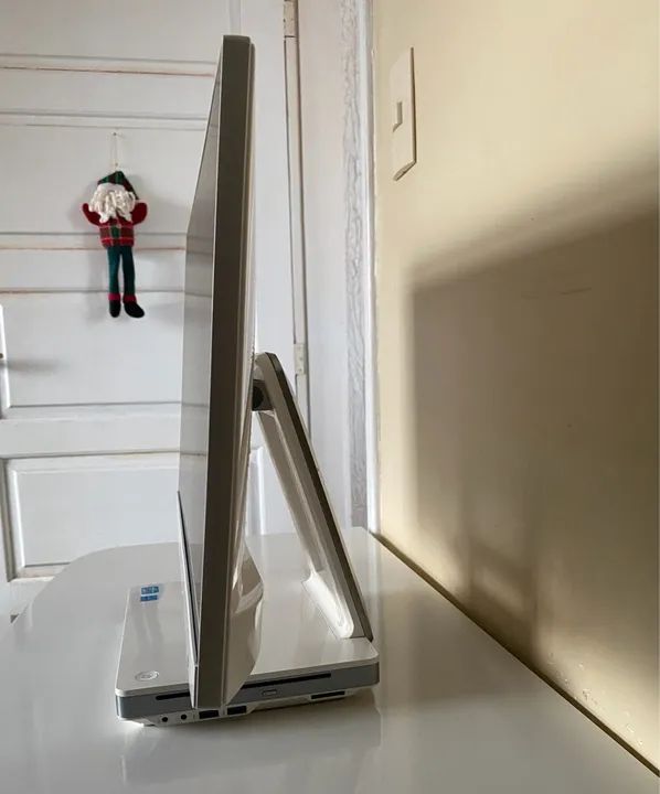 Computador All-in-One LG - 23? Painel IPS64396803497347121