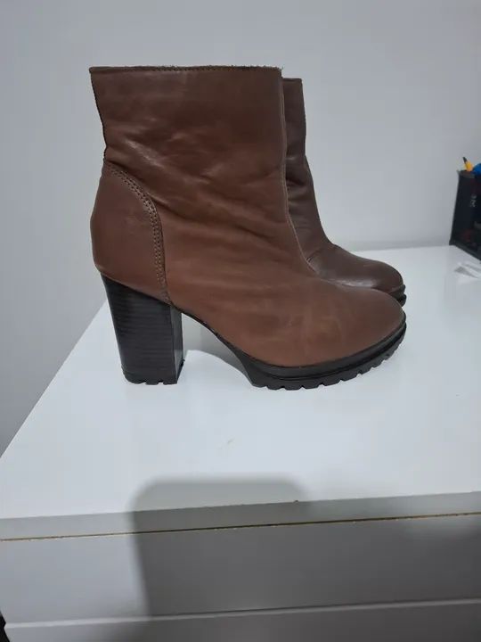 Bota de couro legítimo marrom Sonho dos Pés - Foto 2