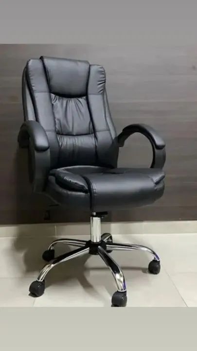 Cadeira de escritório presidente courino  - Foto 2