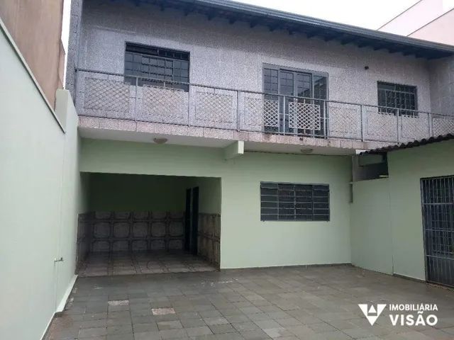 3 QUARTOS, SUÍTE, CLOSET. GARAGEM PARA 3 CARROS