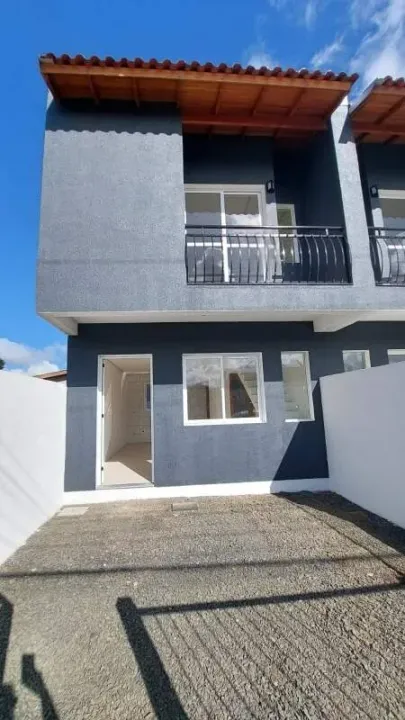 Sobrado à venda, 2 quartos, 1 vaga, Jardim Itapema - Viamão/RS