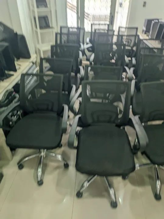 Cadeiras de escritório R$180,000 - Foto 2