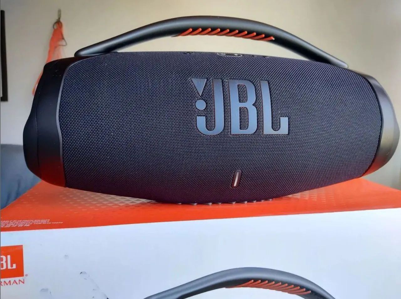 JBL Boombox 3 usada conservada 