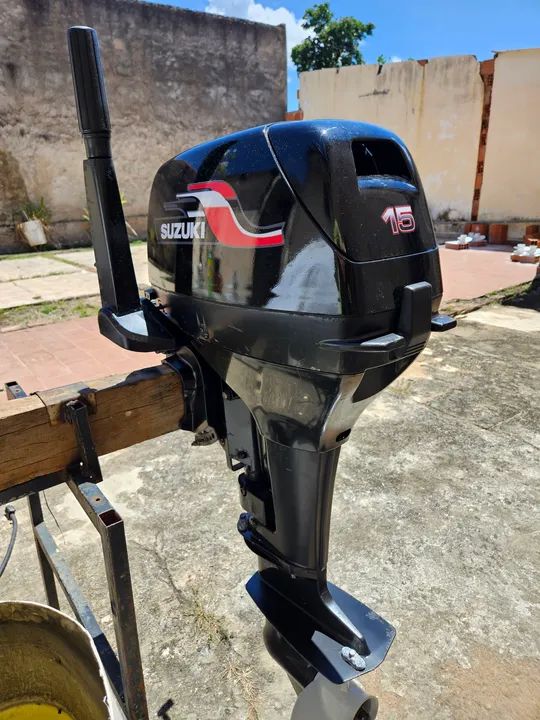 Motor de Popa Suzuki 15HP 