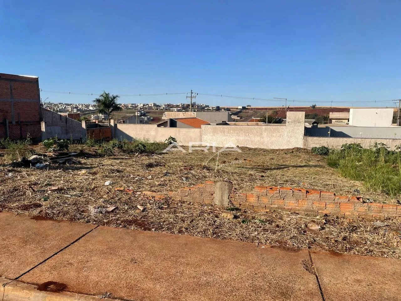 Terreno à VENDA no JD Ernani - Zona Leste. Londrina PR. - Foto 2