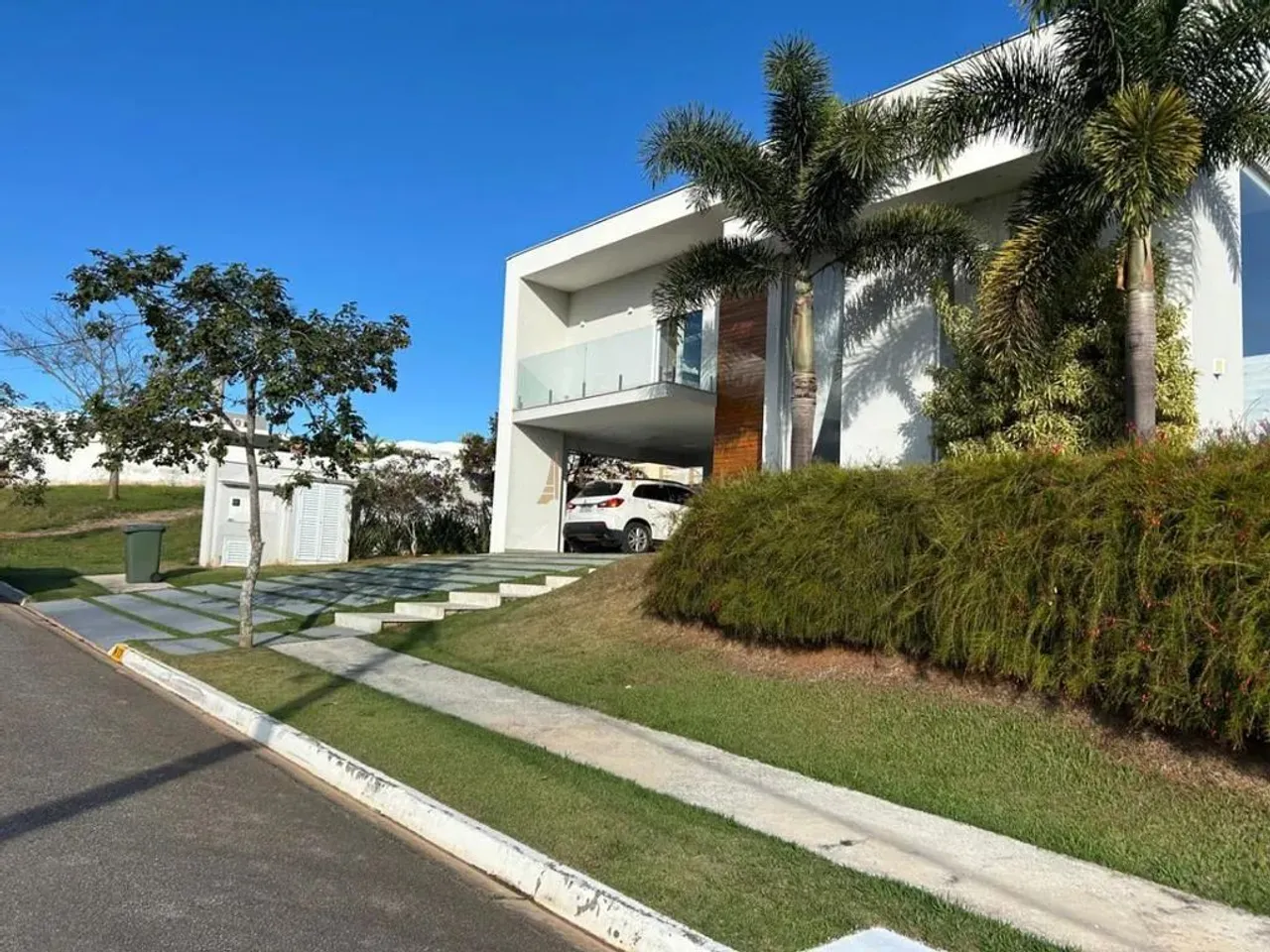 Sobrado à venda em Sorocaba, Condomínio Residencial Terras de São Lucas, com 3 suítes, com