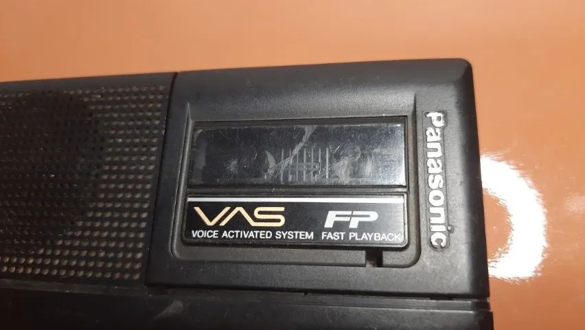 Mini Gravador de Microcassete usado marca Panasonic modelo RN-104 com defeito - Foto 2