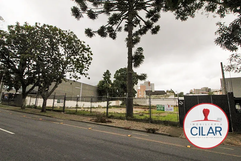 Imobiliária Cilar Aluga Terreno na Avenida dos Estados no Água Verde com 1668,89 m², REF.