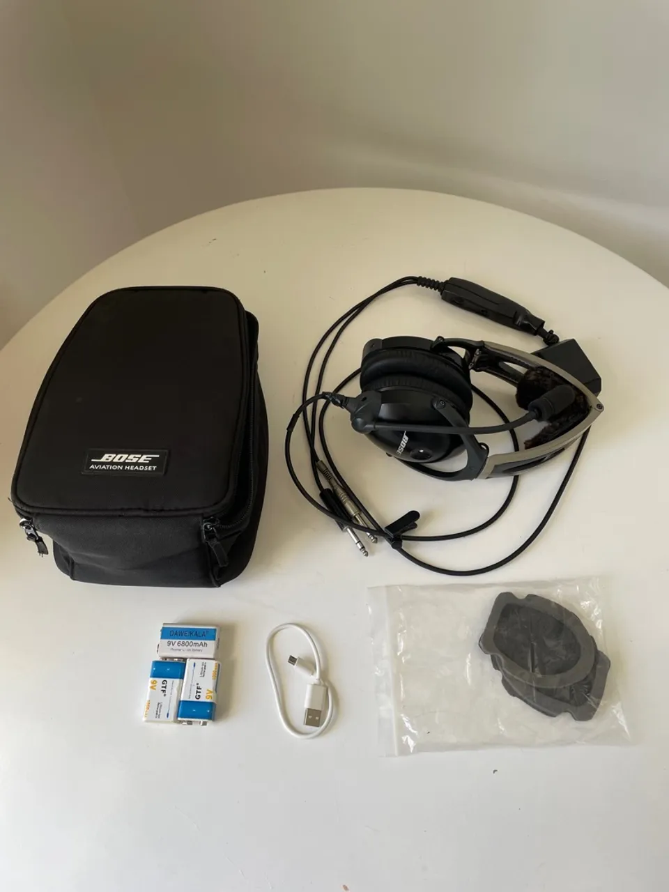 Fone de ouvido Bose A10 Aviation Headset DUAL PLUG com redução de ruído 