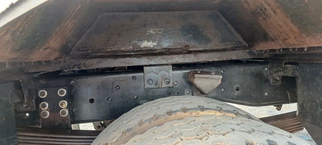 Ônibus Escolar of-1721 6 marcha 2004 IPVA 2025 pago! - Foto 5