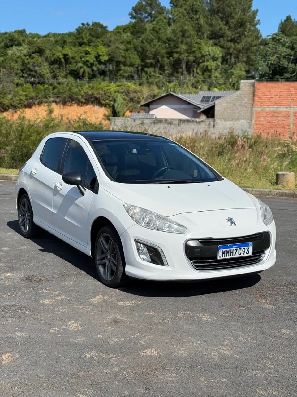 Peugeout 308 1.6 thp ano 2013 com teto solar  - Foto 2