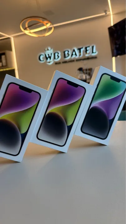 iPhone 14 128Gb Preto ou Branco - Novo - Loja No Batel