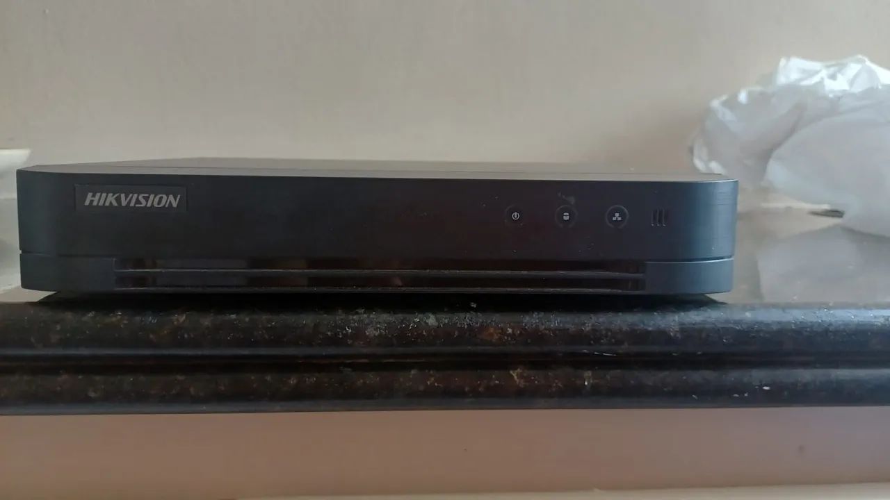 Gravador de Vídeo Hikvision Dvr 16 canais com HD 1tb