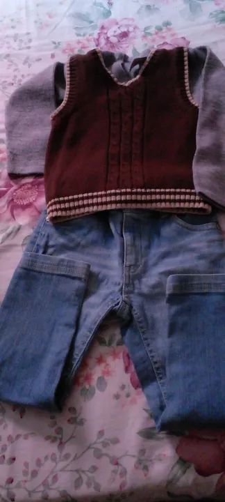 Blusa colete e calça jeans tamanho 2