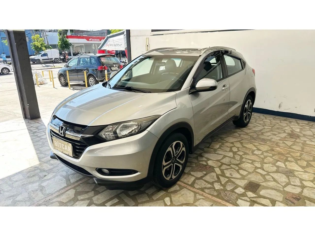 Hrv ex 1.8 ano 2016 carro possue manual chave reserva único dono  - Foto 3