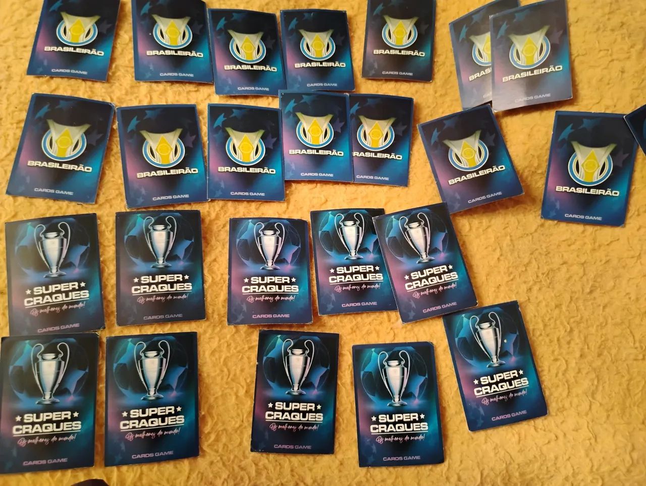 Lote 29 Cartas de Futebol - Brasileirão e Super Craques  - Foto 2