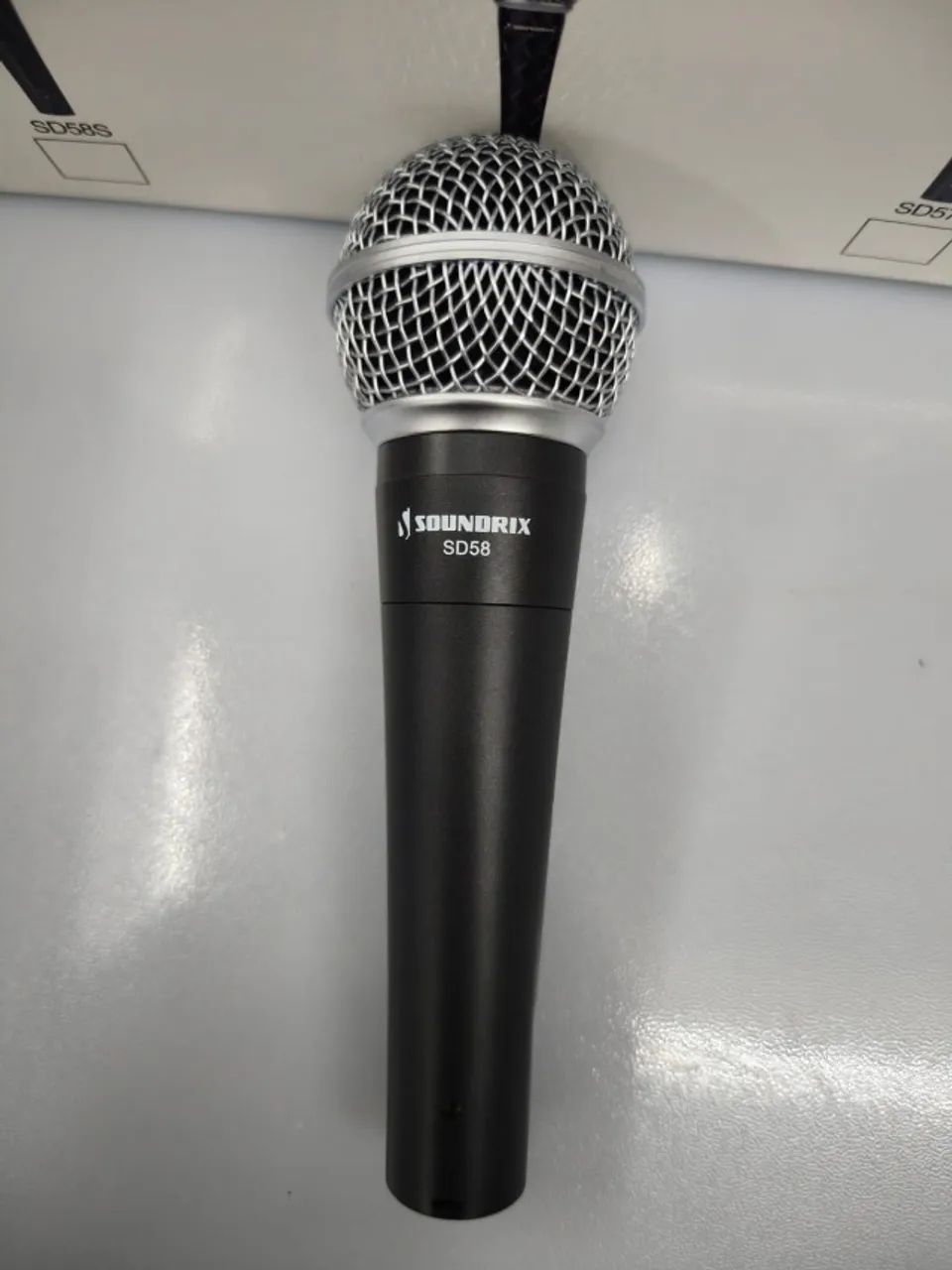 Microfone Soundrix Sd-58 Vocal Dinâmico!! - Foto 4