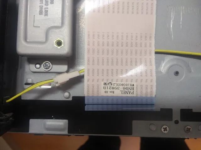 Peças e partes tv Samsung - Un49ku6400g, leia descrição - Foto 3