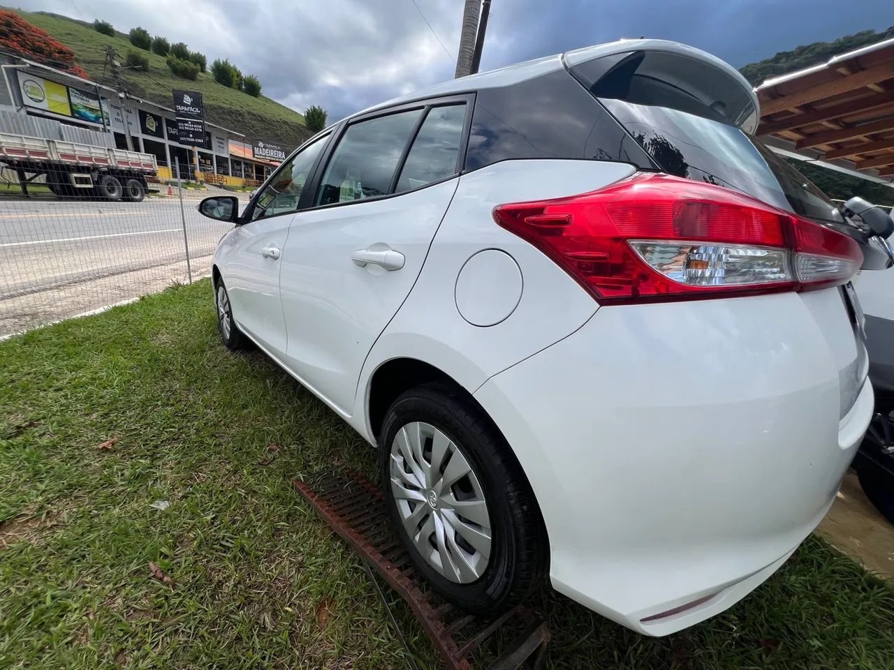 Toyota Yaris XL 1.5 Automático